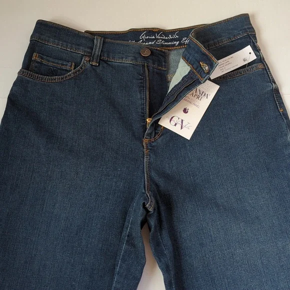 NWT Gloria Vanderbilt Amanda Slimming Effect Capri Denim Jeans 8 Blue Pockets - Picture 12 of 16